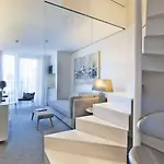 White 3*