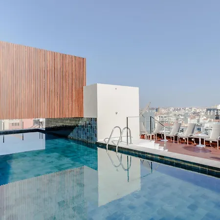White Hotell