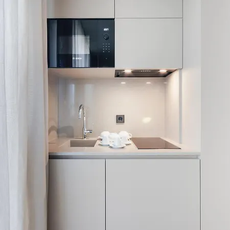 Hotell White 3*