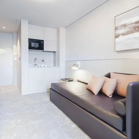 White Hotel 3*