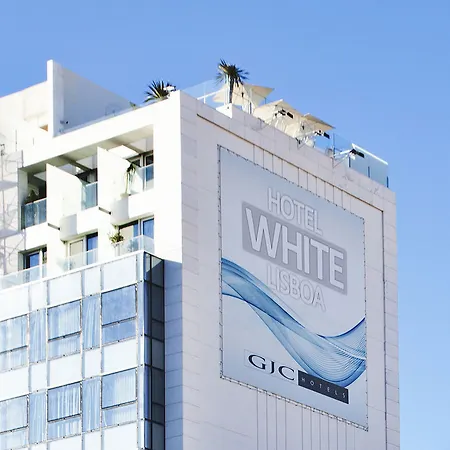 White Отель 3*