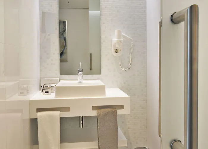 White Ξενοδοχείο