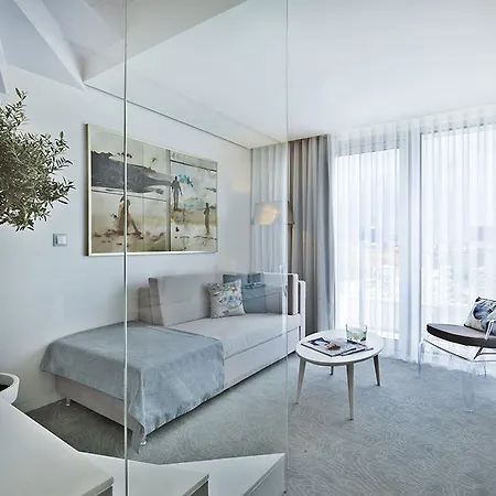 White 3* Lissabon